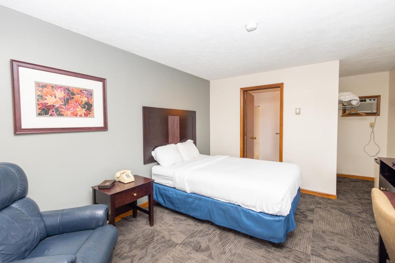 Brentwood Motor Inn Marquette Eksteriør bilde