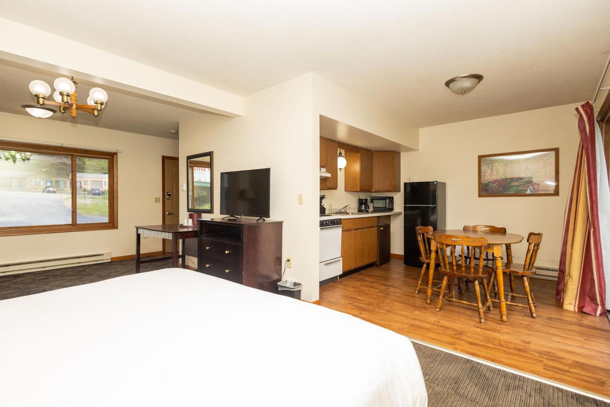 Brentwood Motor Inn Marquette Eksteriør bilde