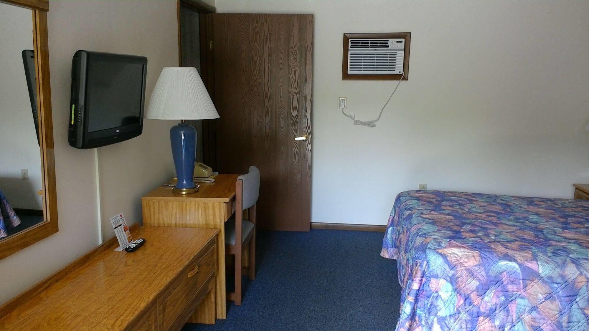 Brentwood Motor Inn Marquette Eksteriør bilde