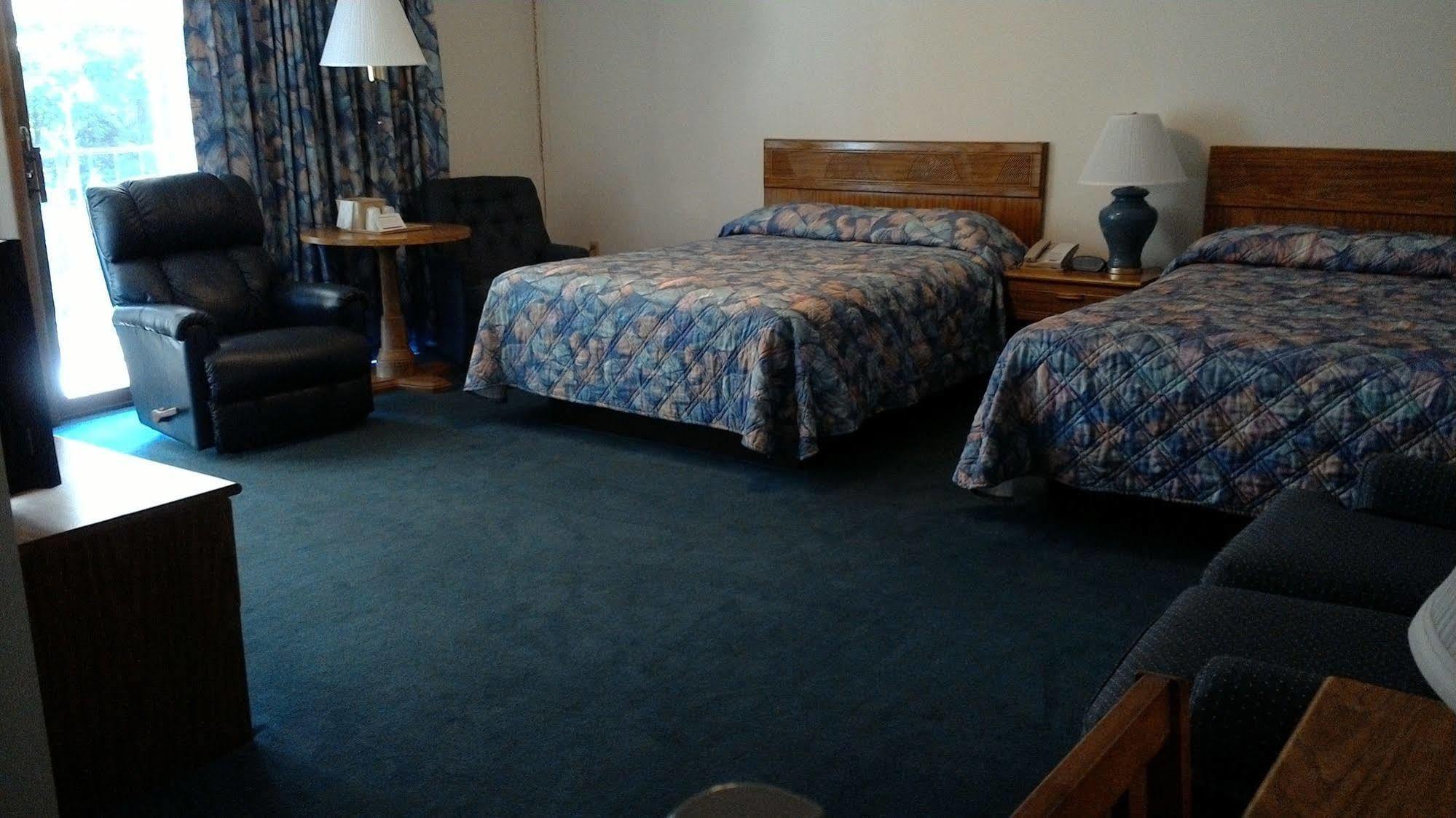 Brentwood Motor Inn Marquette Eksteriør bilde