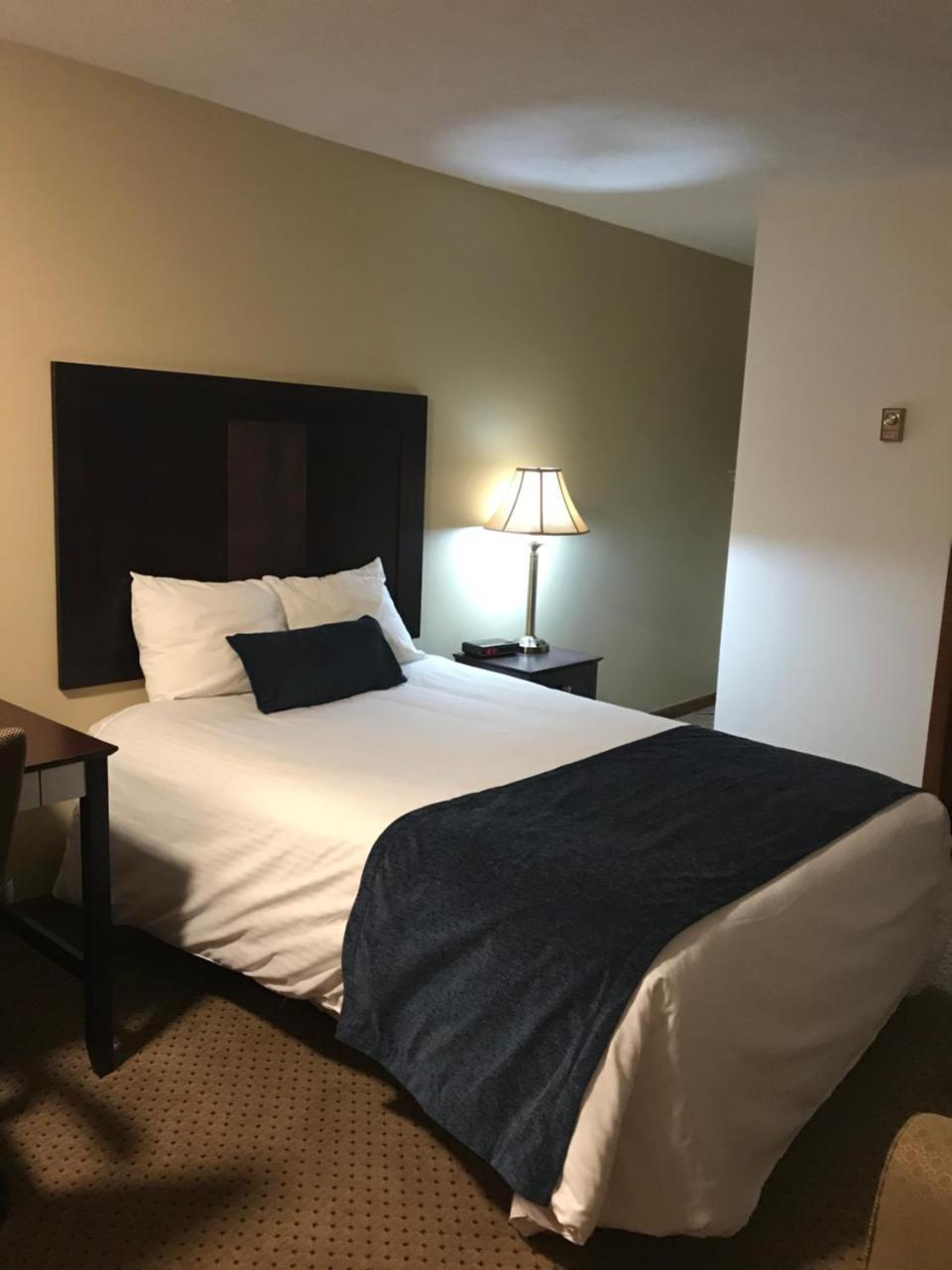 Brentwood Motor Inn Marquette Eksteriør bilde