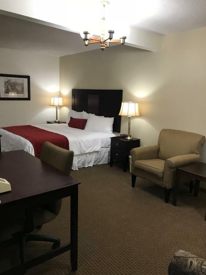 Brentwood Motor Inn Marquette Eksteriør bilde